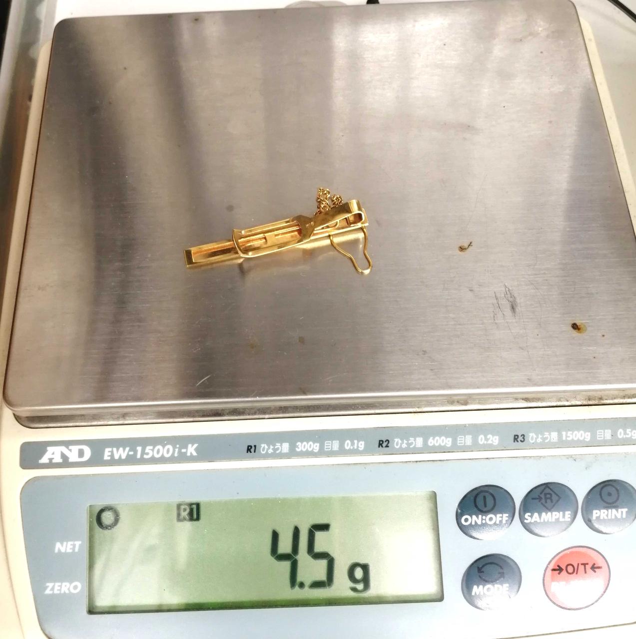 総重量4.5g