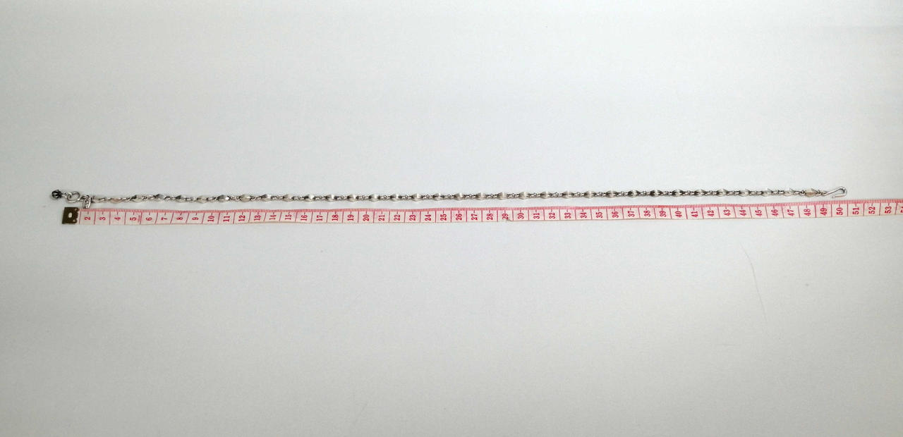 長さ　金具部分含め　約50cm