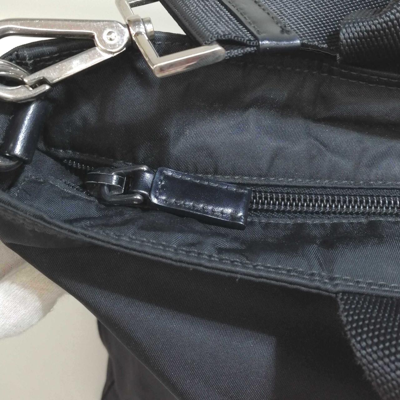 チャック部分