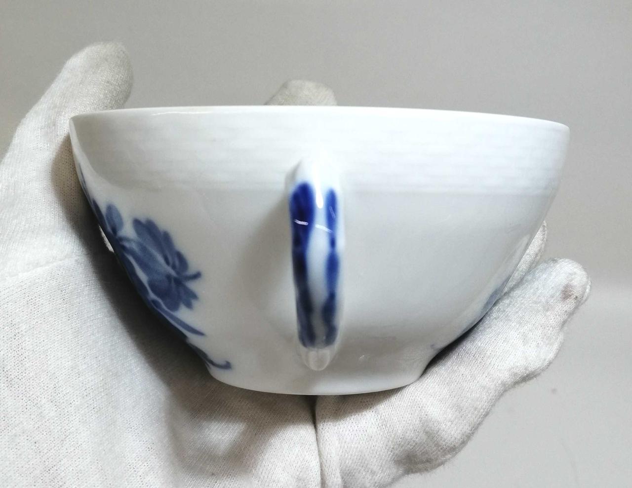 右側面