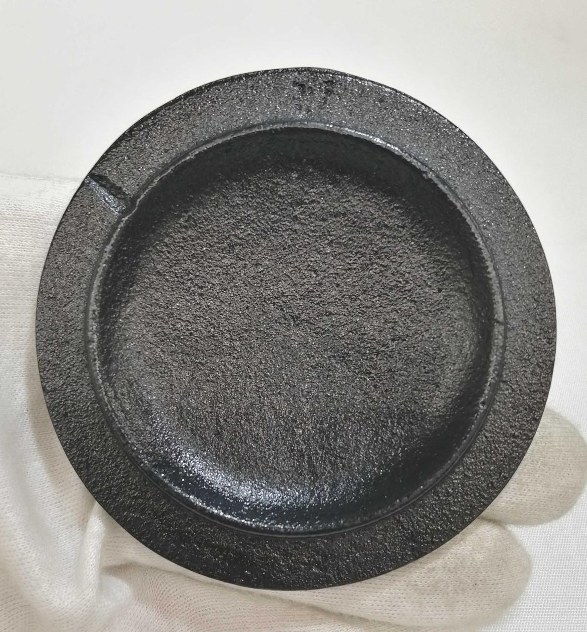 蓋　裏面
