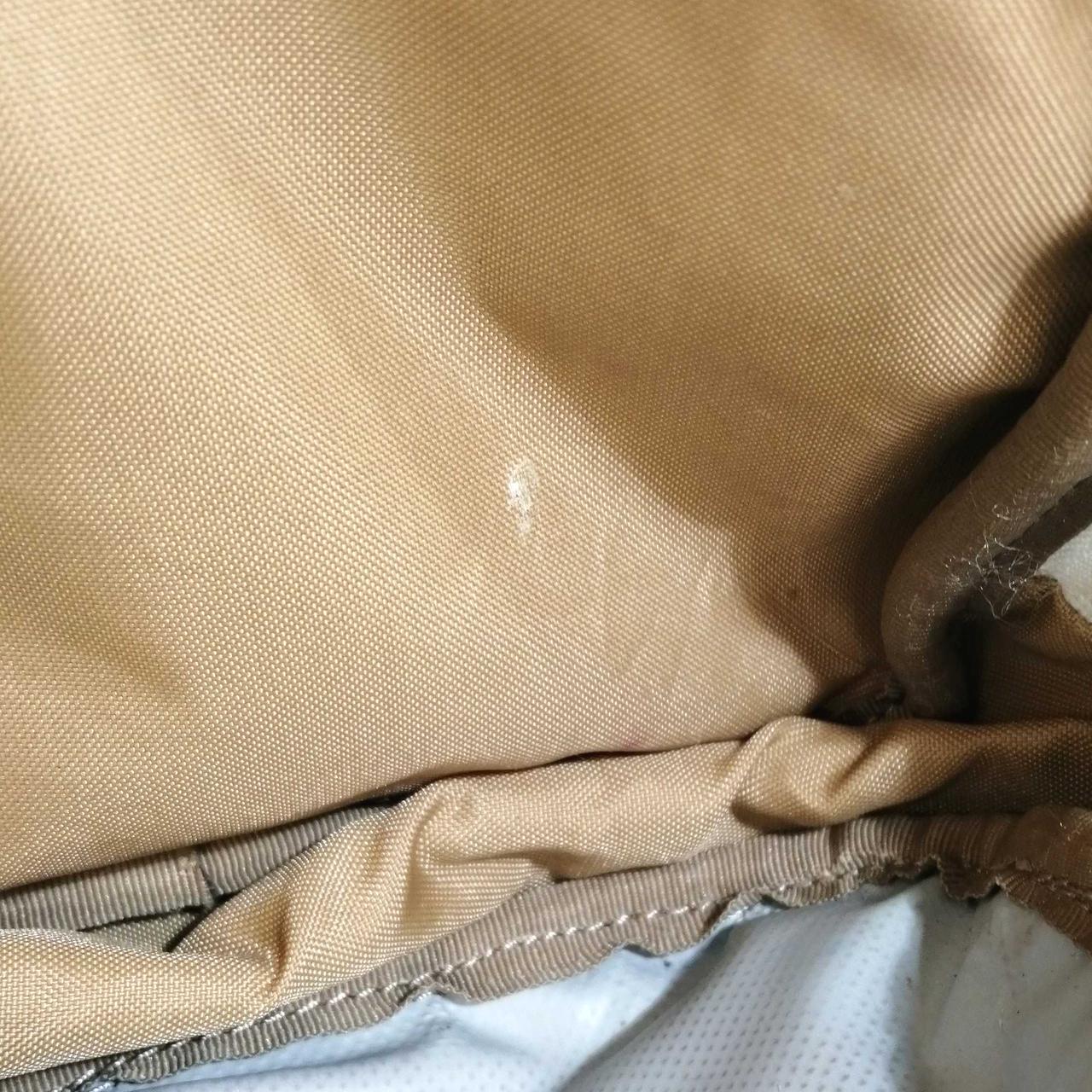 中　汚れあります
