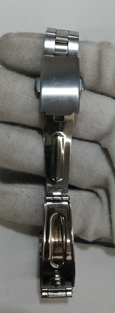 留め具部分