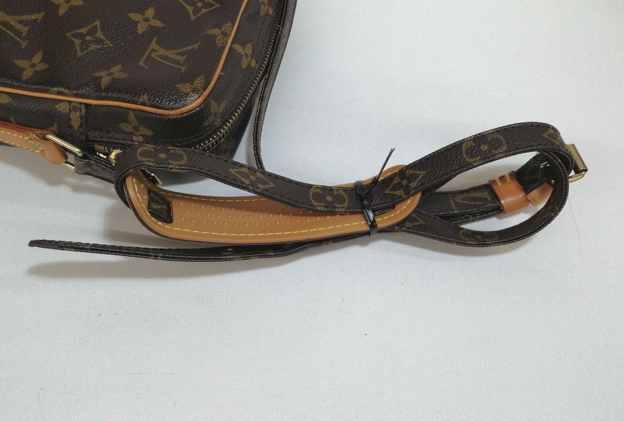 ショルダー部分