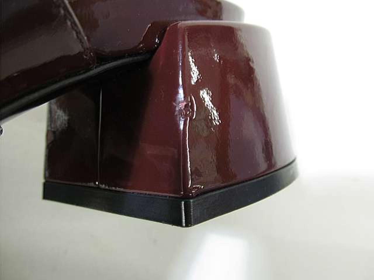 左側ソールにキズあります