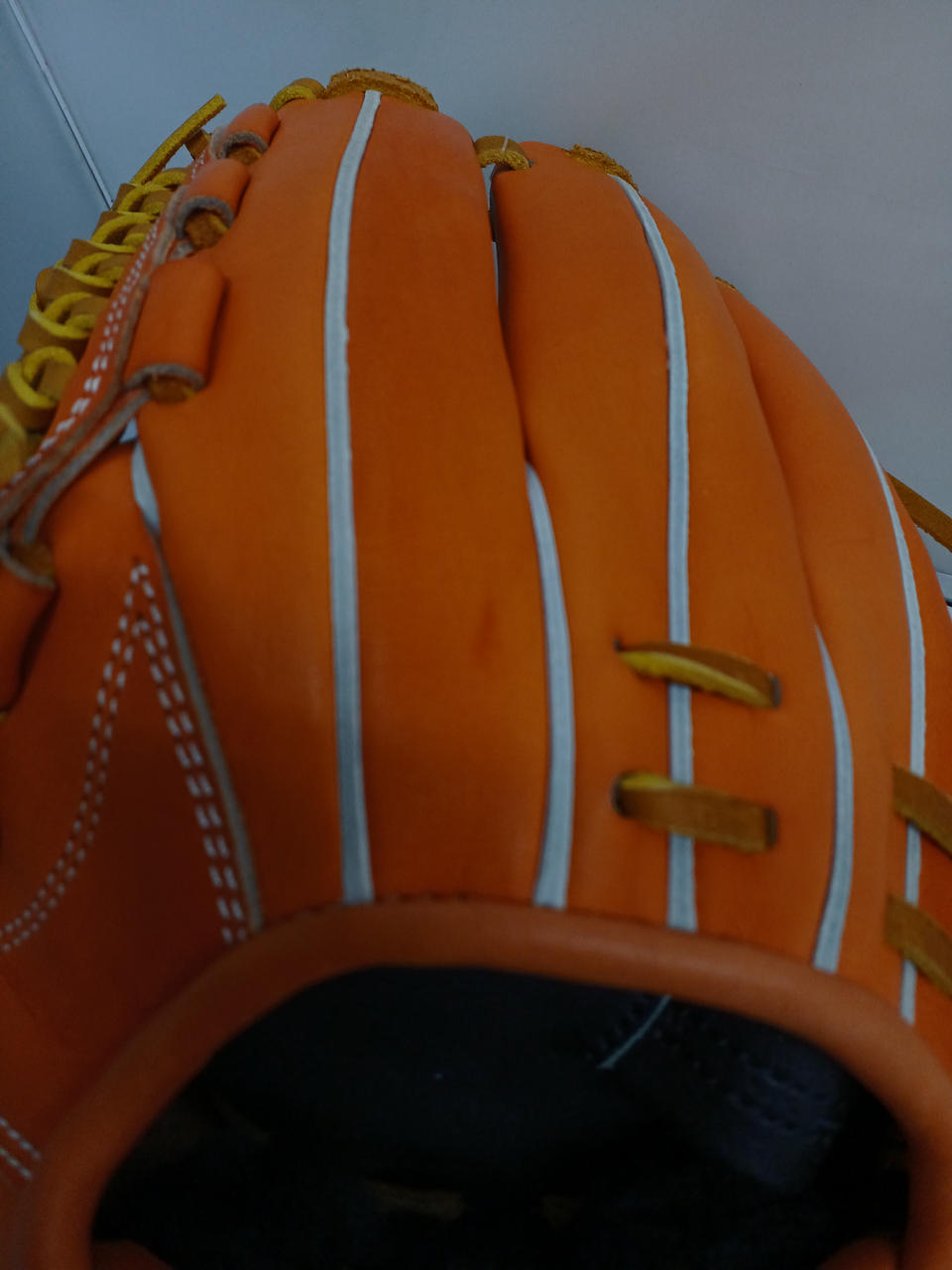 シミのような模様が見受けられます。