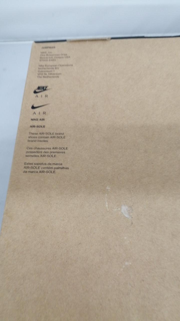 箱裏面、キズ有り