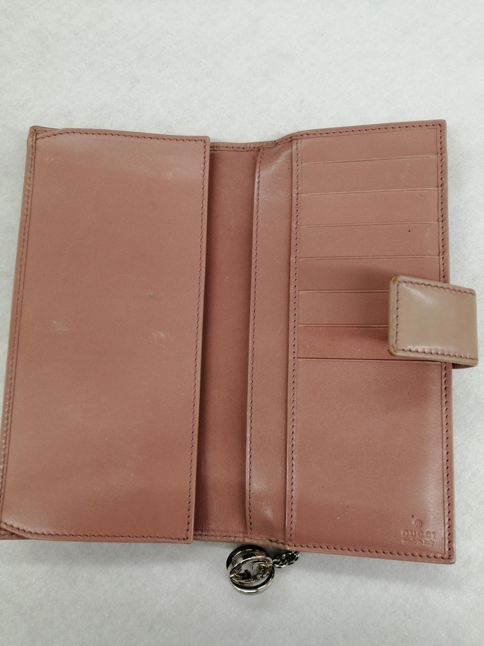 スレや傷があります