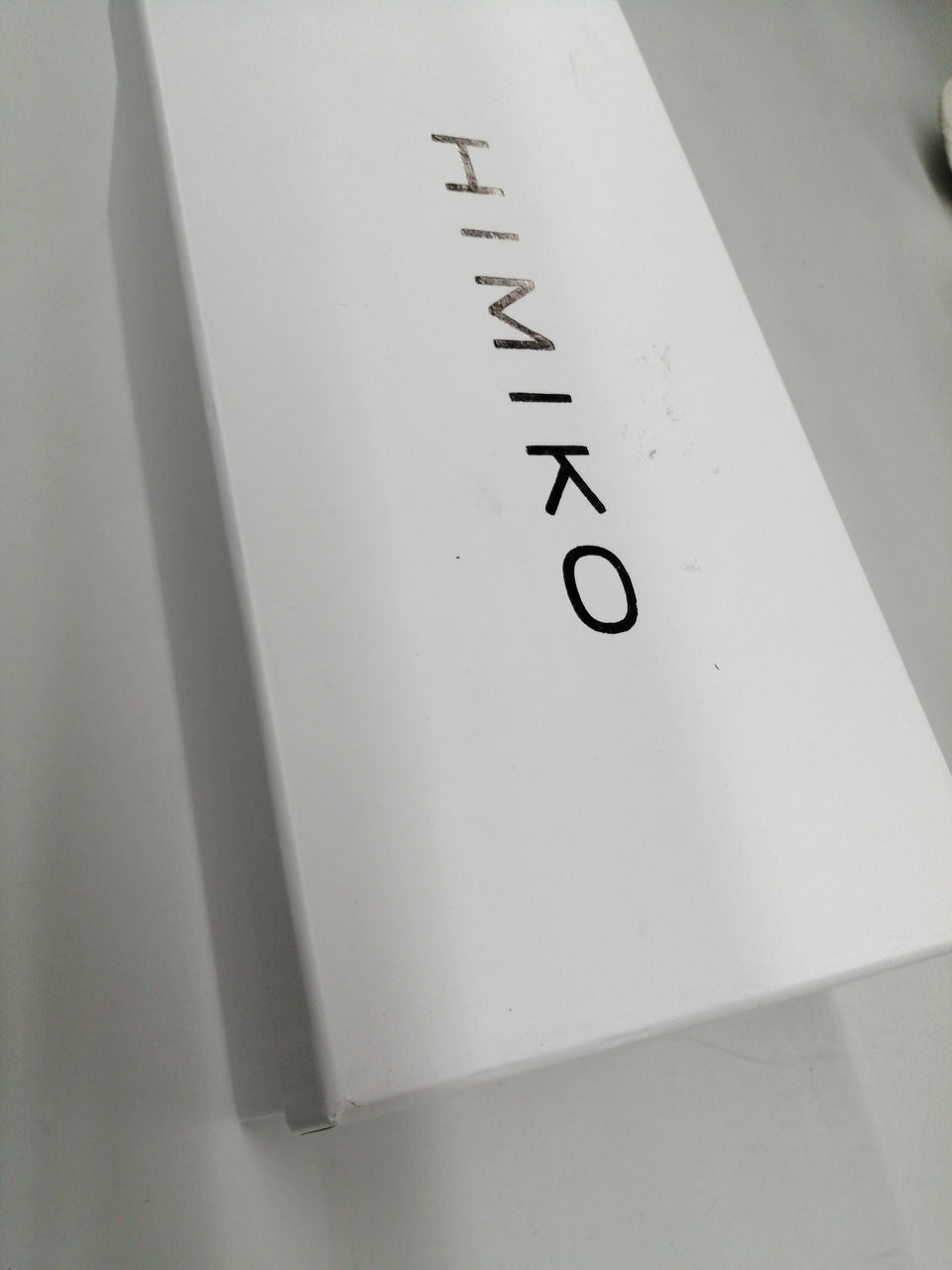 箱には汚れがあります