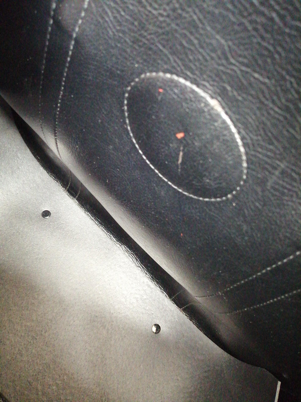 内側にも汚れがあります。