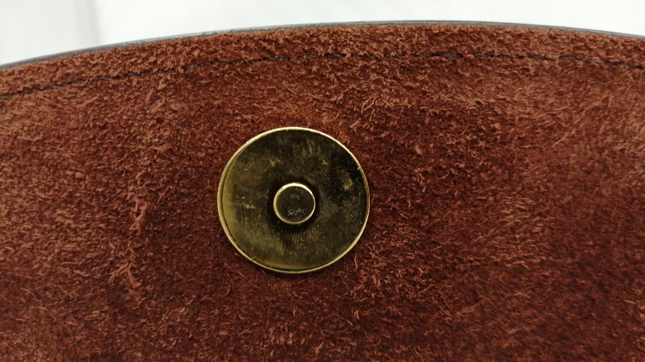 細かいキズ、汚れ有り