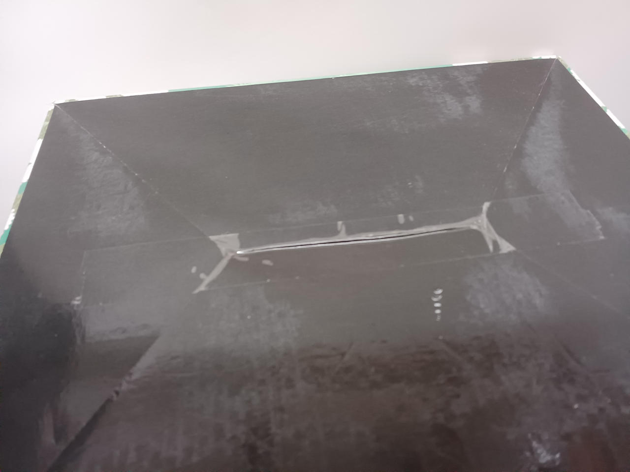 シールはがし跡なし