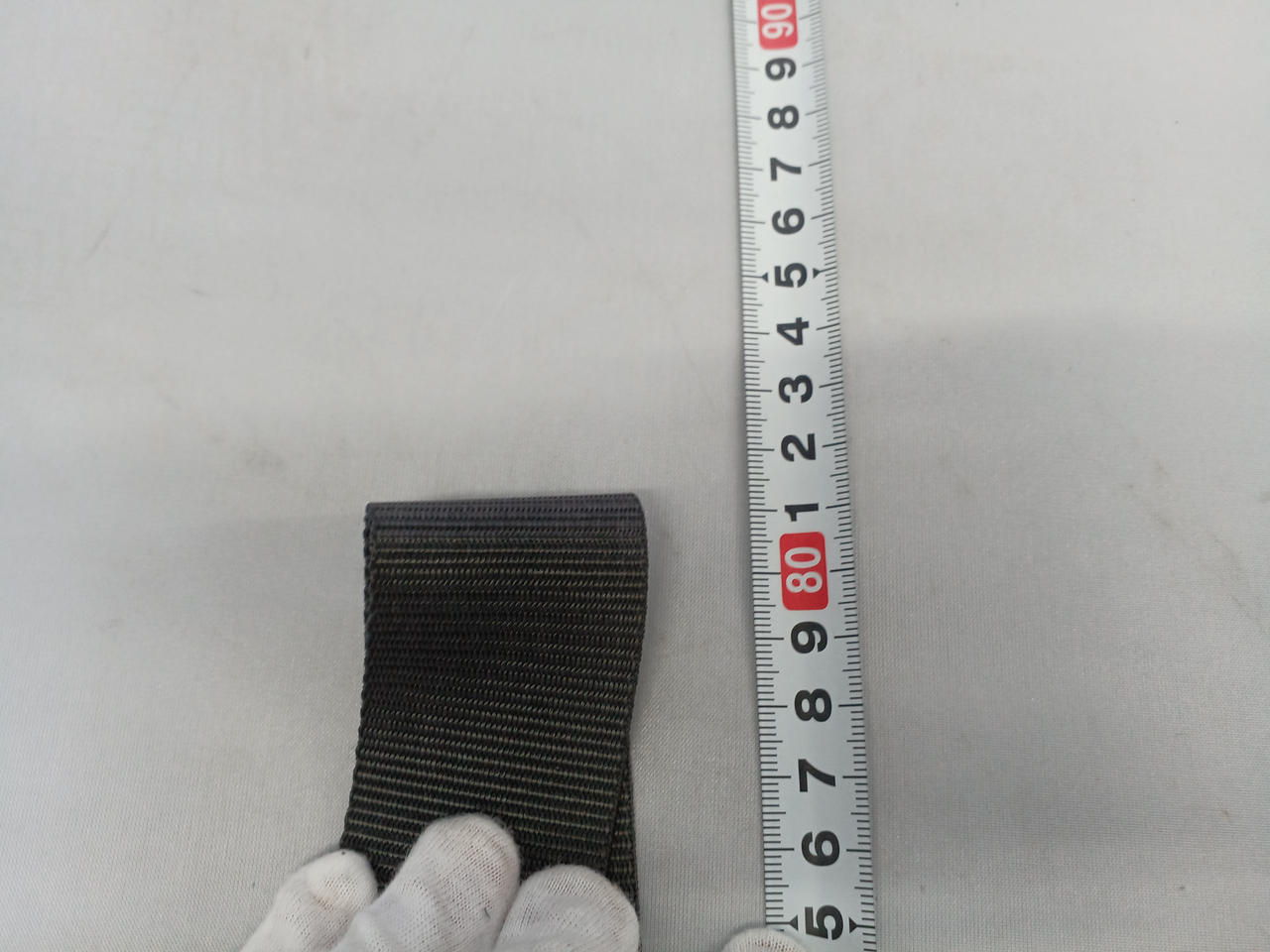 バッグの底から81cmまで伸ばせます