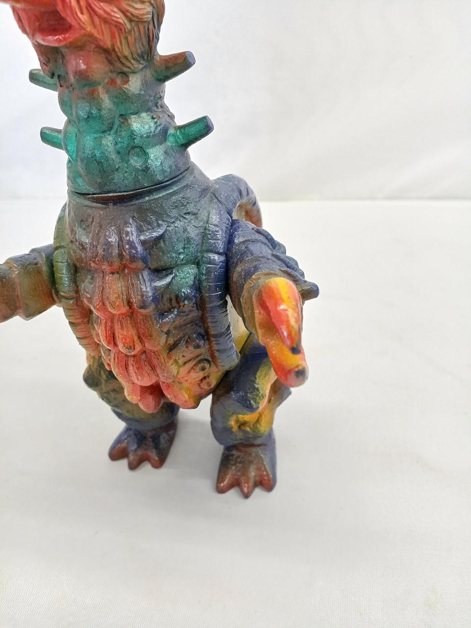 塗装剥げが見られます