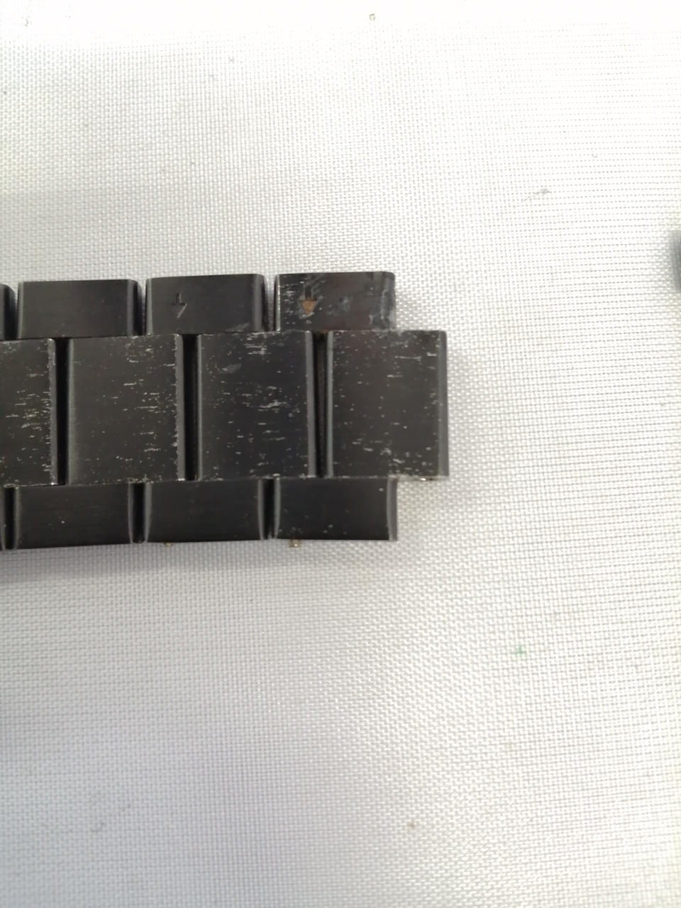 パーツが固く外れませんでした。