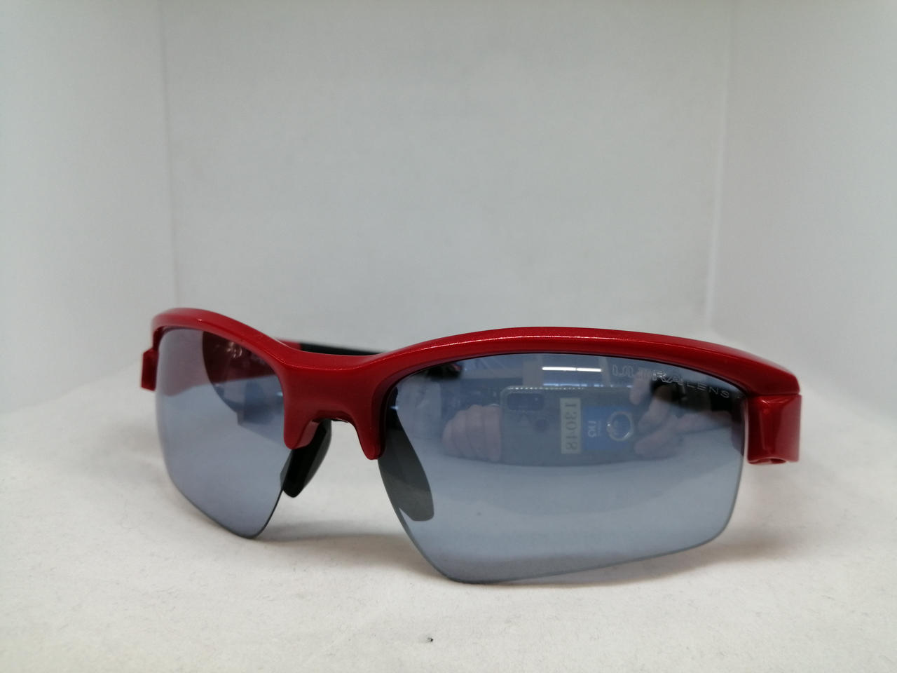 ケース無しでのお取り扱いとなります