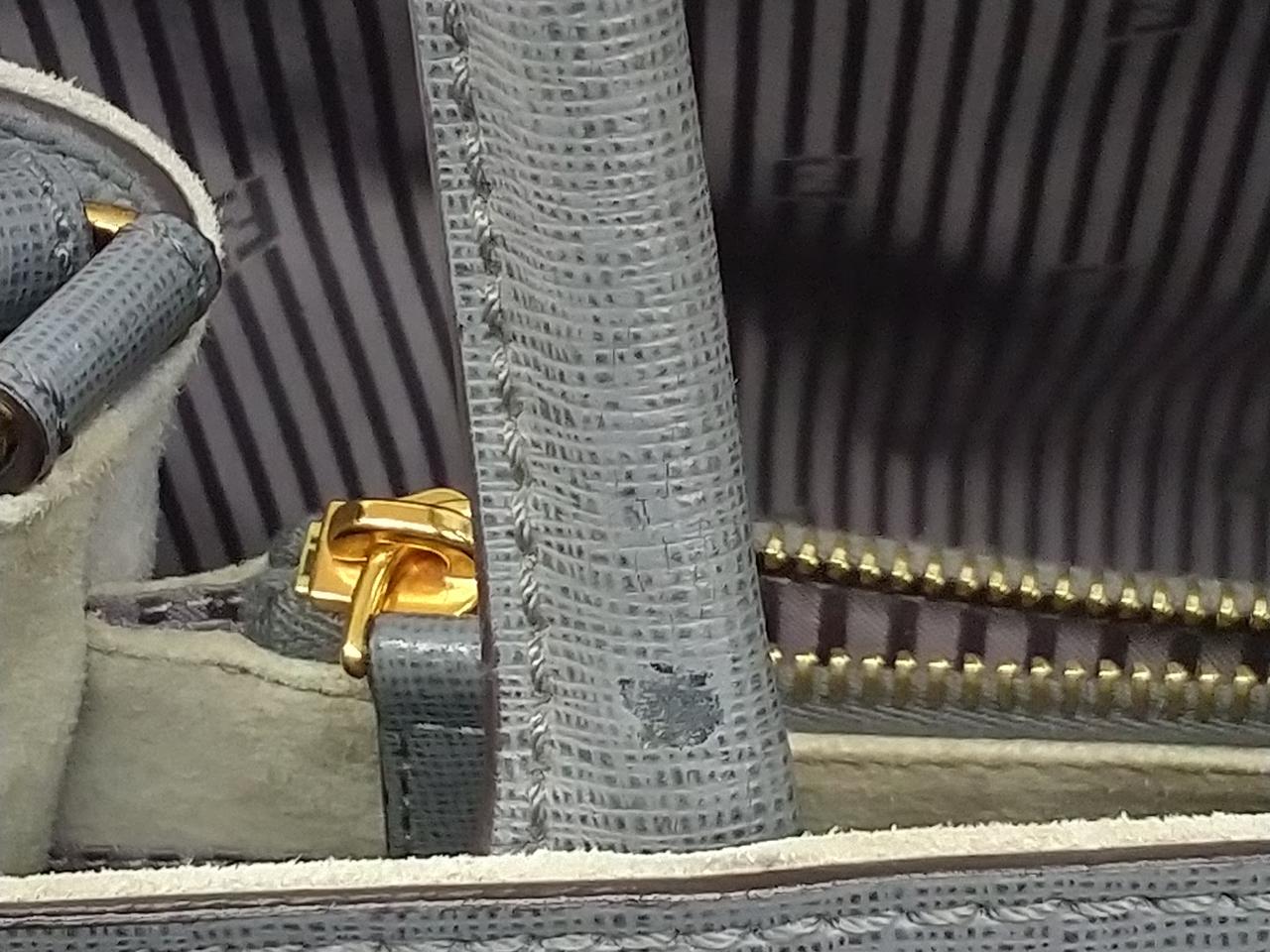 持ち手部分、ヒビ剥がれ有り