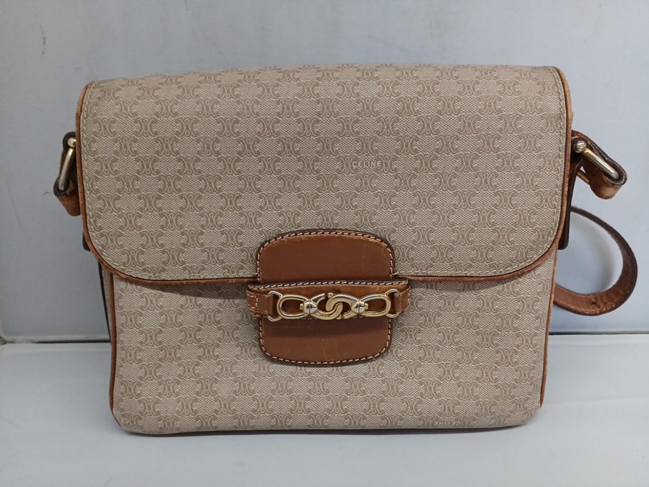 全体的にキズ有り