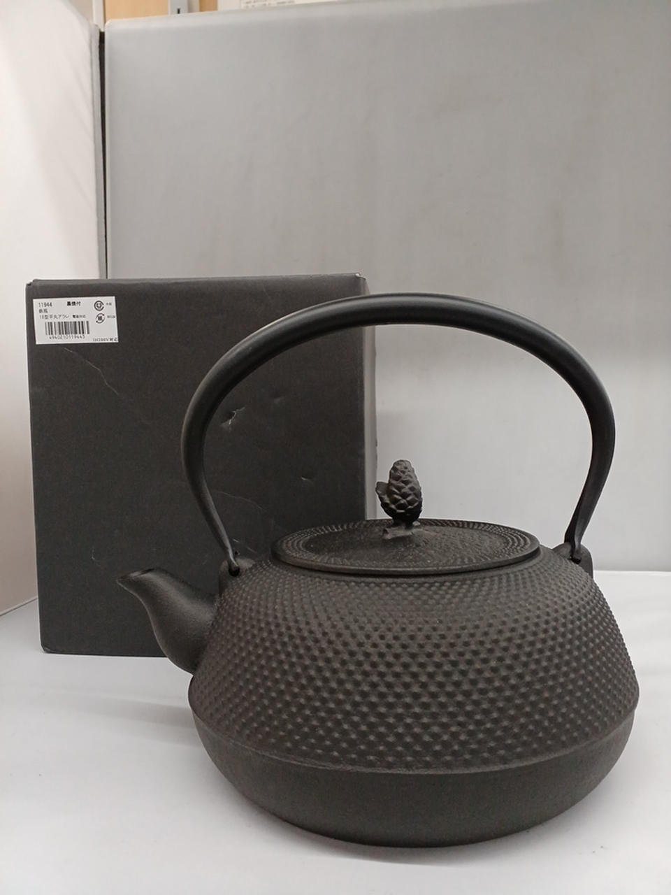 箱全体的にキズ汚れ有り