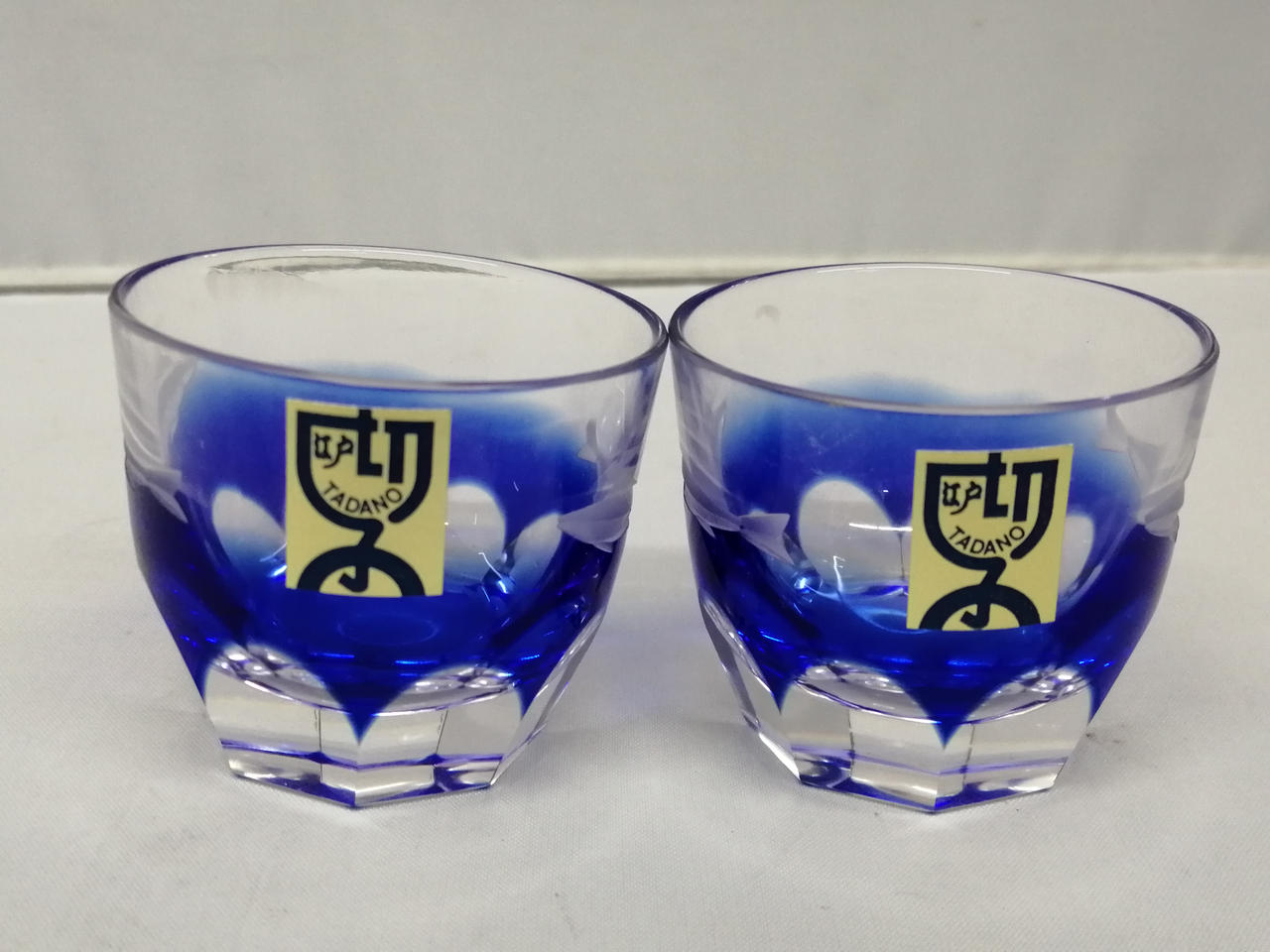 全体的にキズ汚れ有り