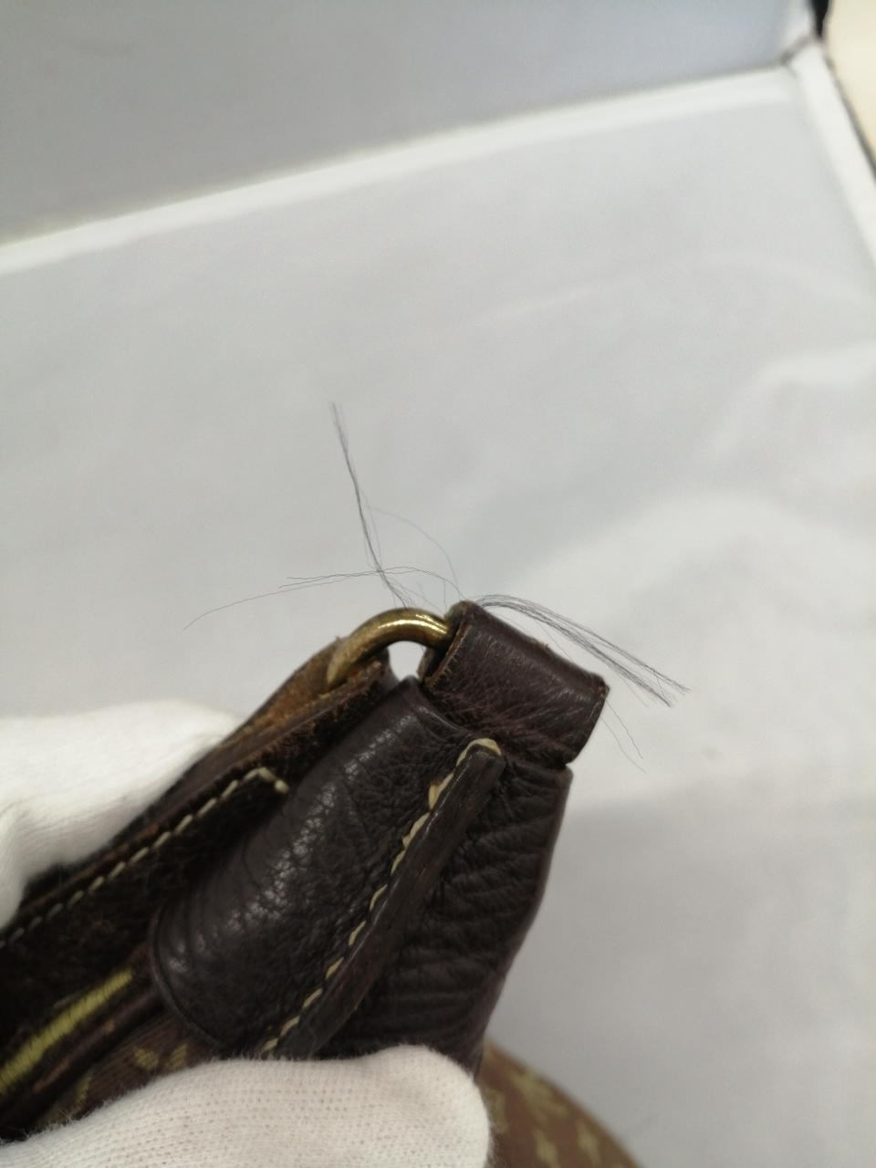 ほつれ有り