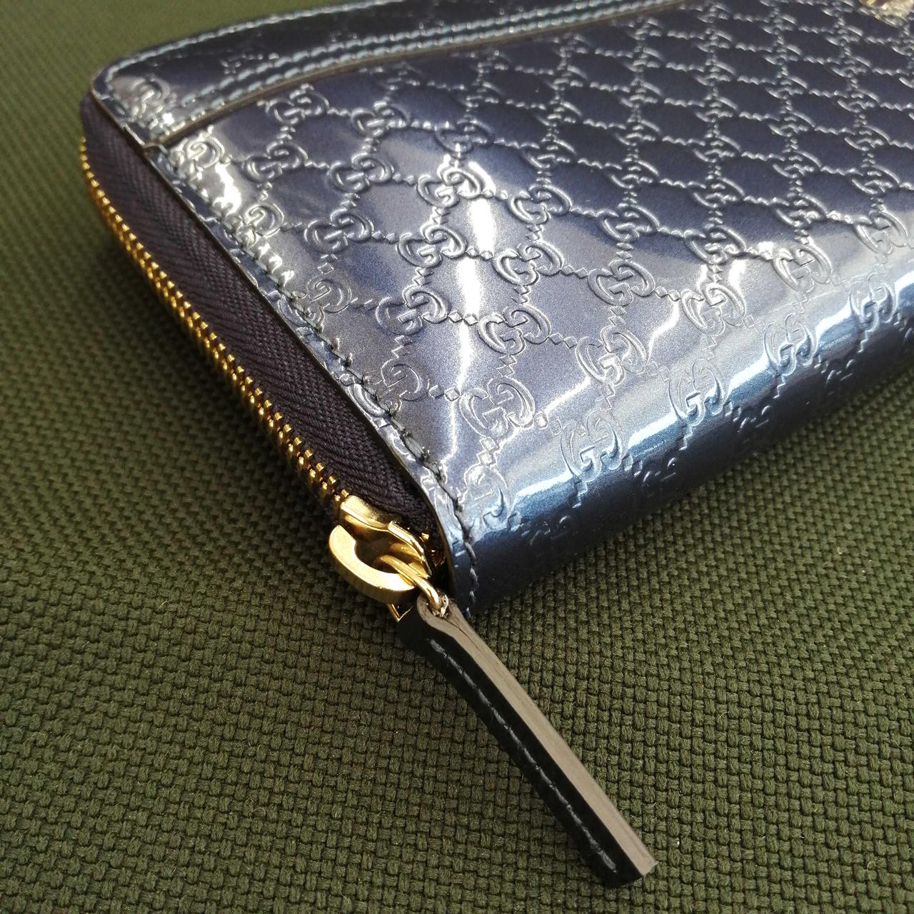 GUCCI ラウンドファスナー長財布 GUCCI グッチ 長財布(ラウンドファスナー) GGスプリーム 779879