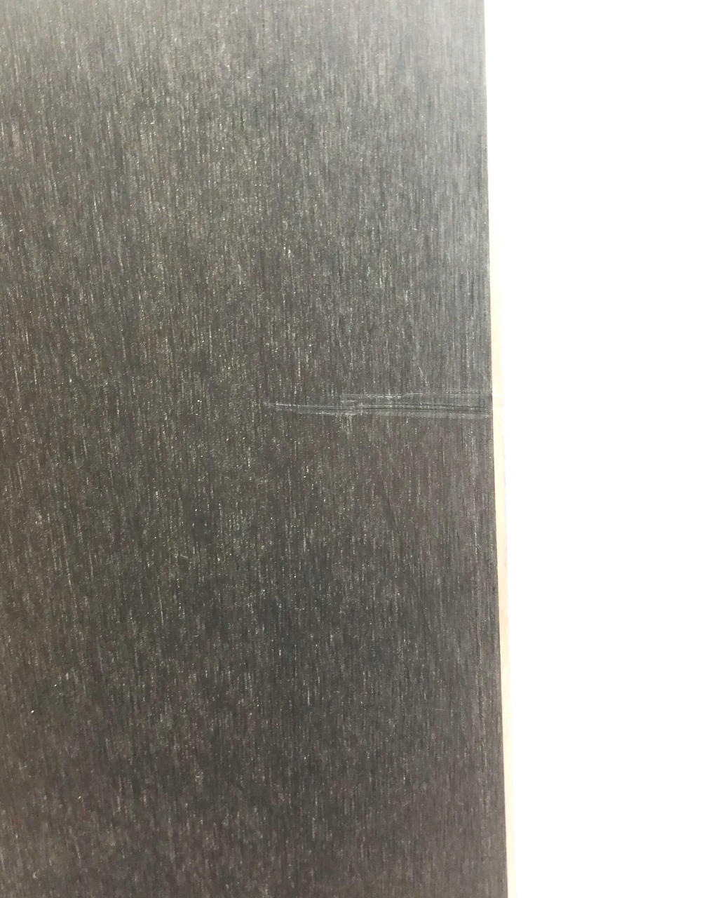 右サイド裏（真ん中よりやや後ろ）傷