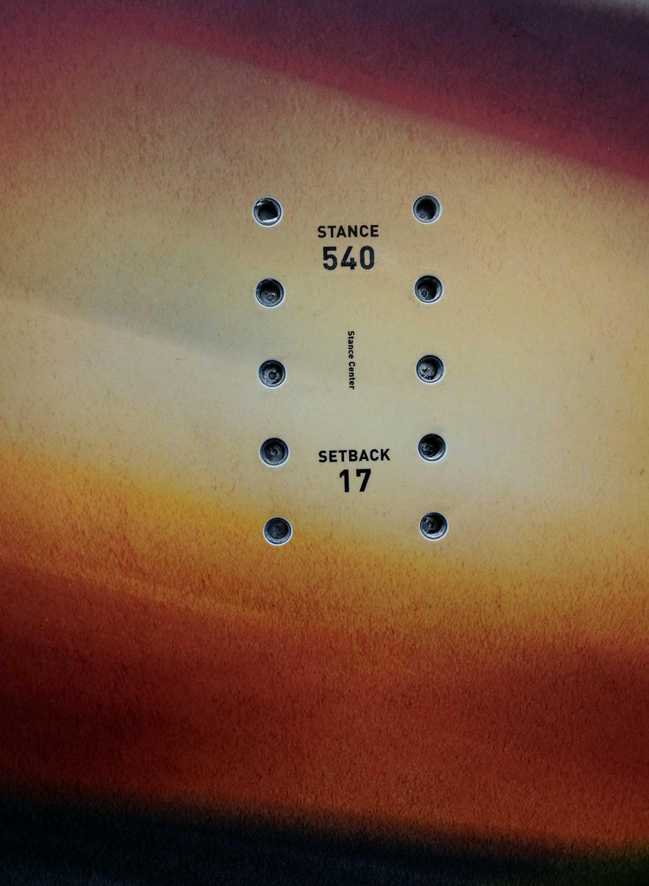 左ビンディング装着跡