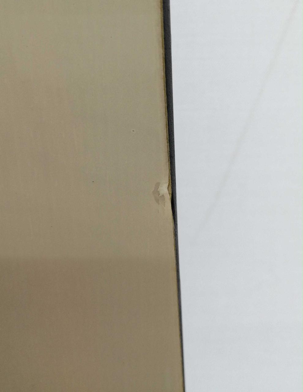 右サイド（画像8より上）傷