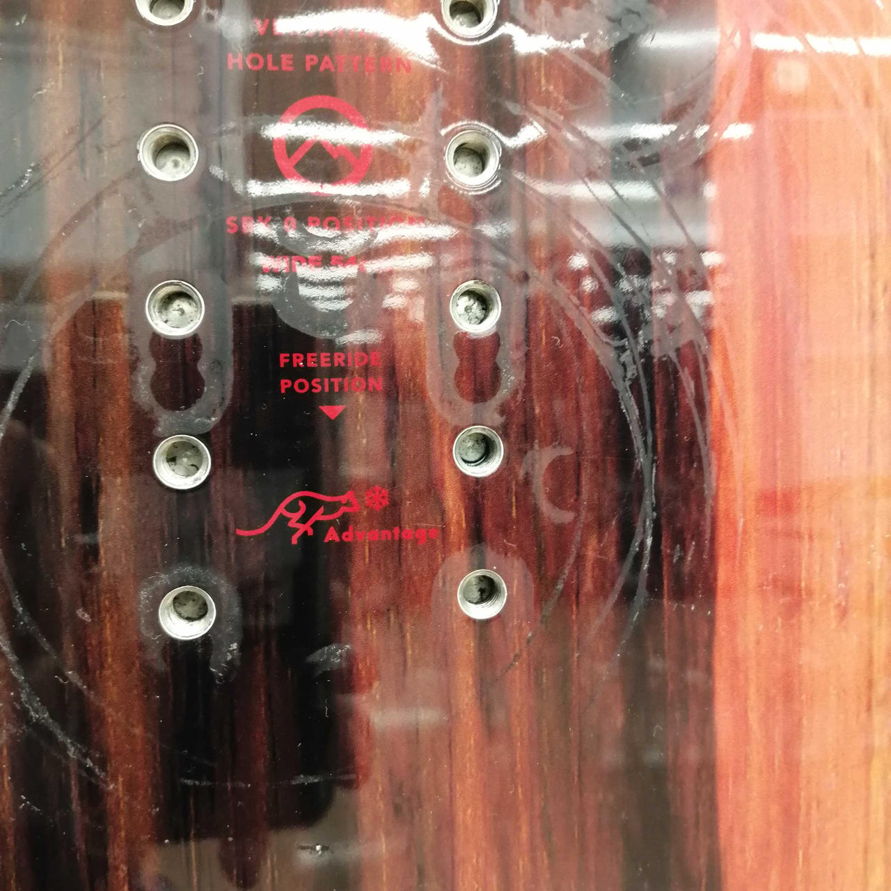 右ビンディング装着跡