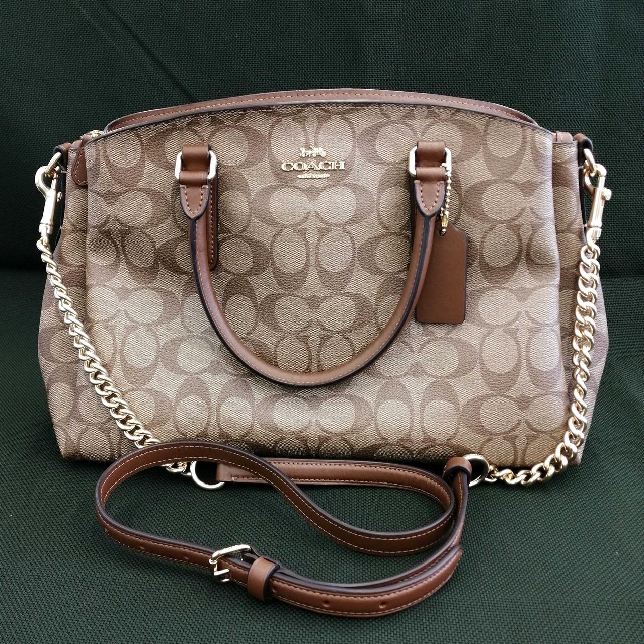 ショルダーベルト付属