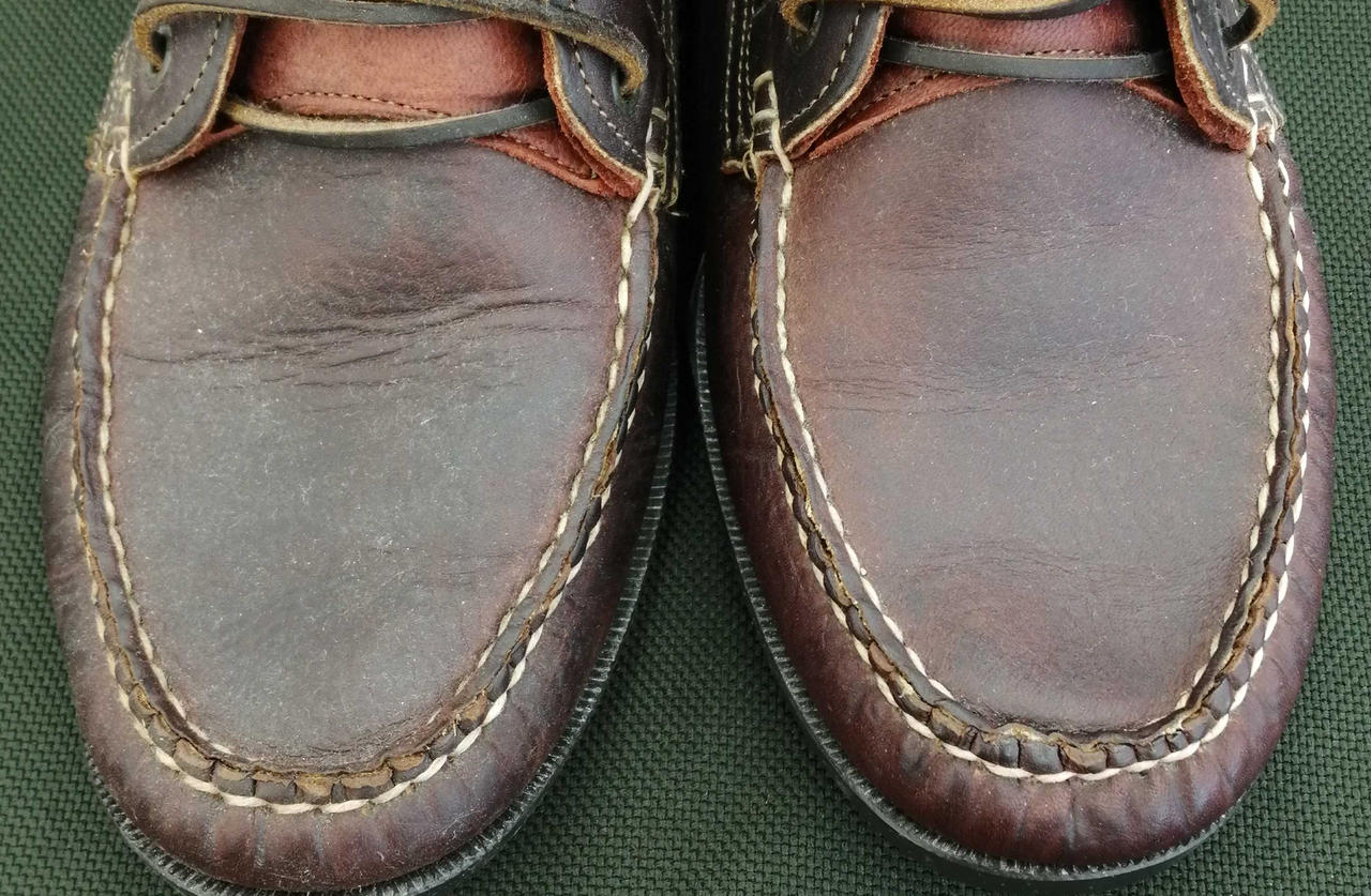 踵部分履きあとあり。