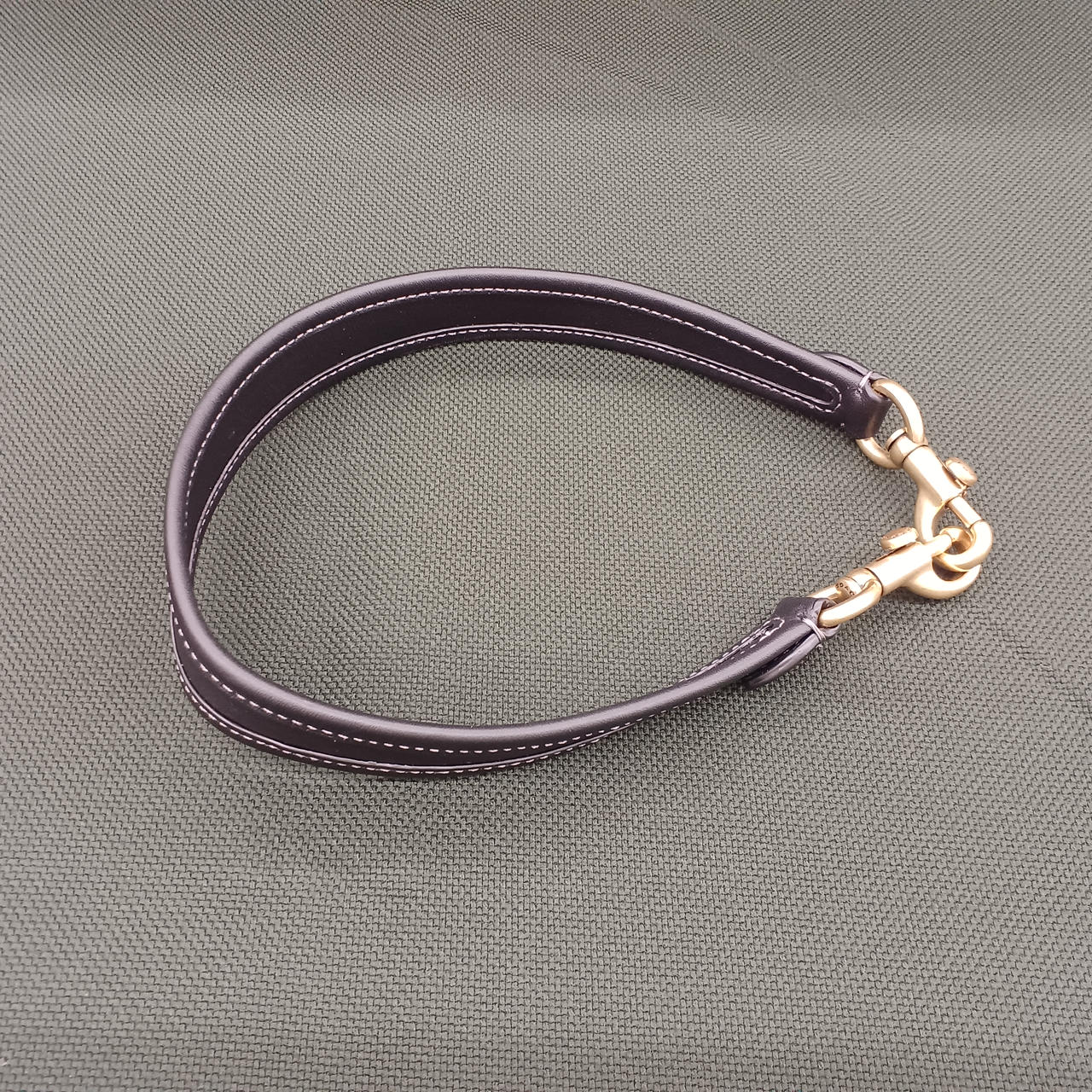 短いベルトです。