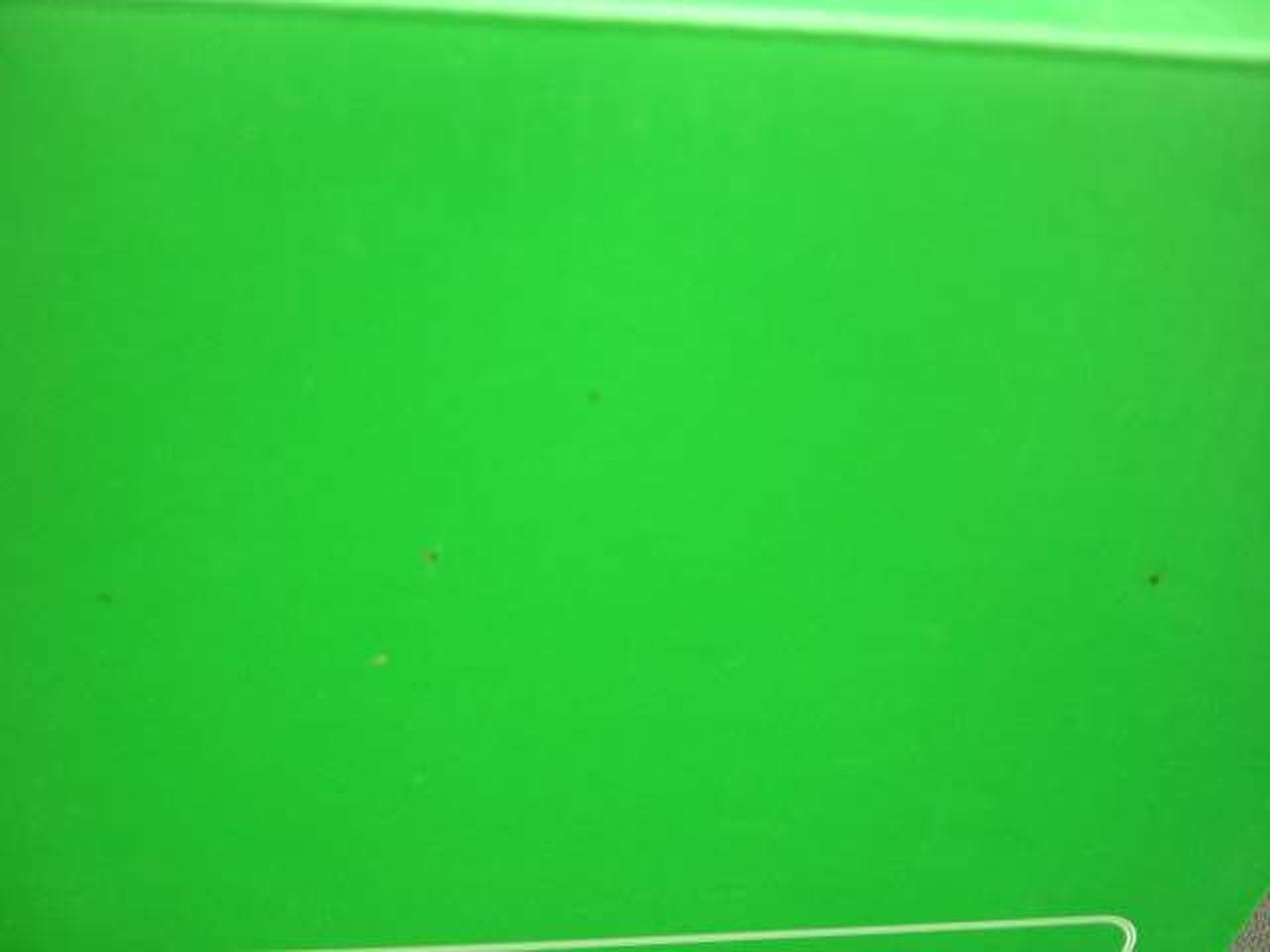 箱に汚れ等あります。