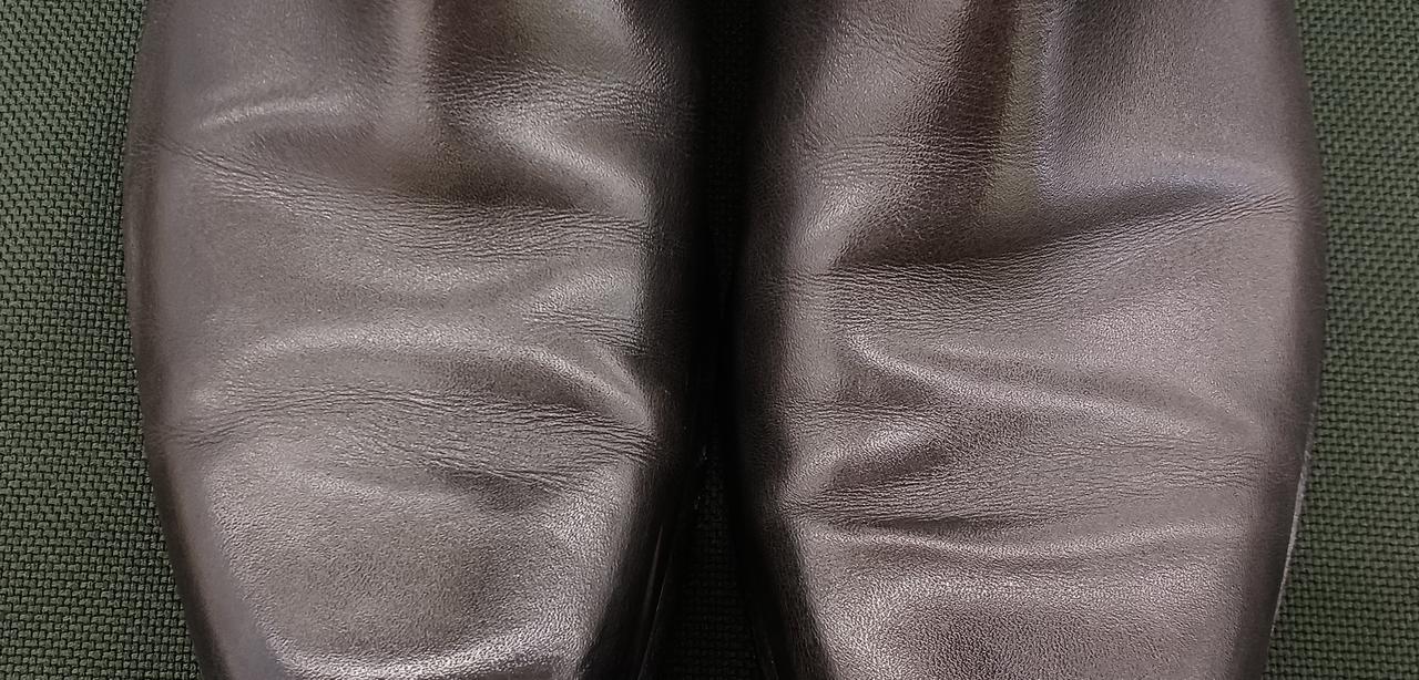 履きあとあり。