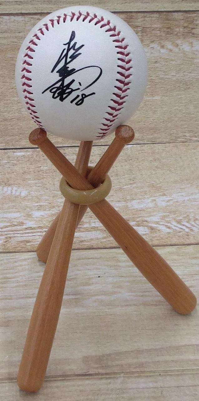 ミニョン サインボール 角盈男 サインボール 展示中 in Museum of homerun507