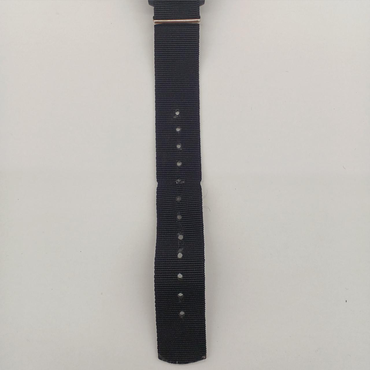 表側です。