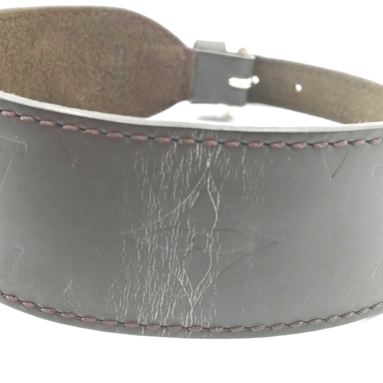 全体的にキズあります。