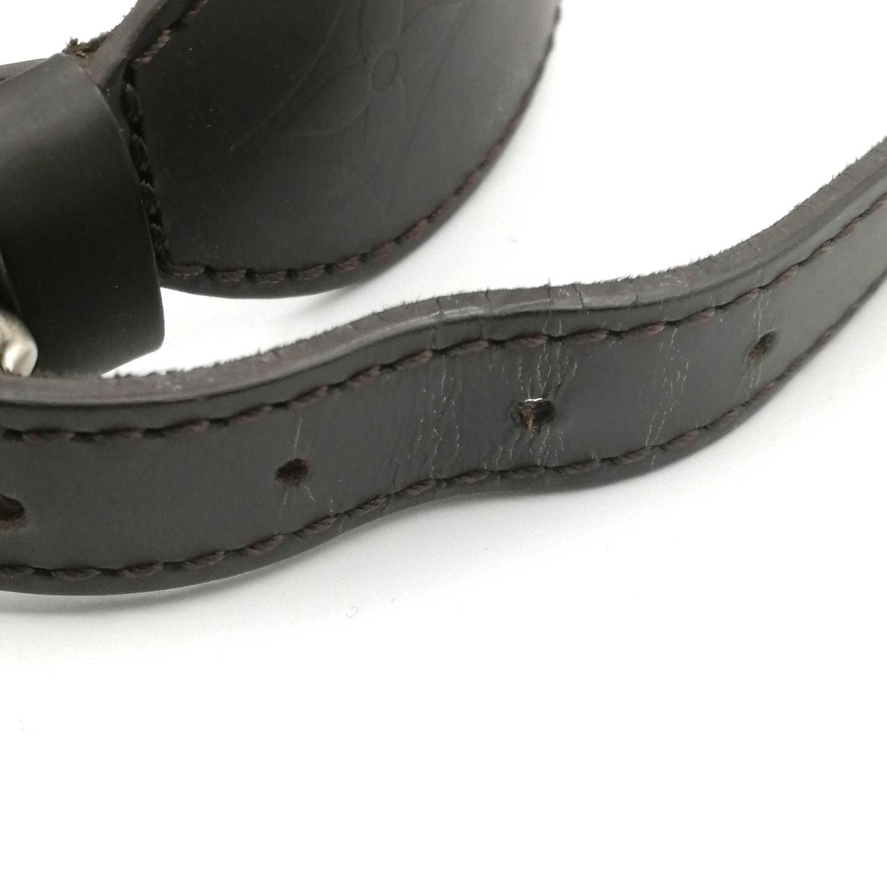 歪みあります。