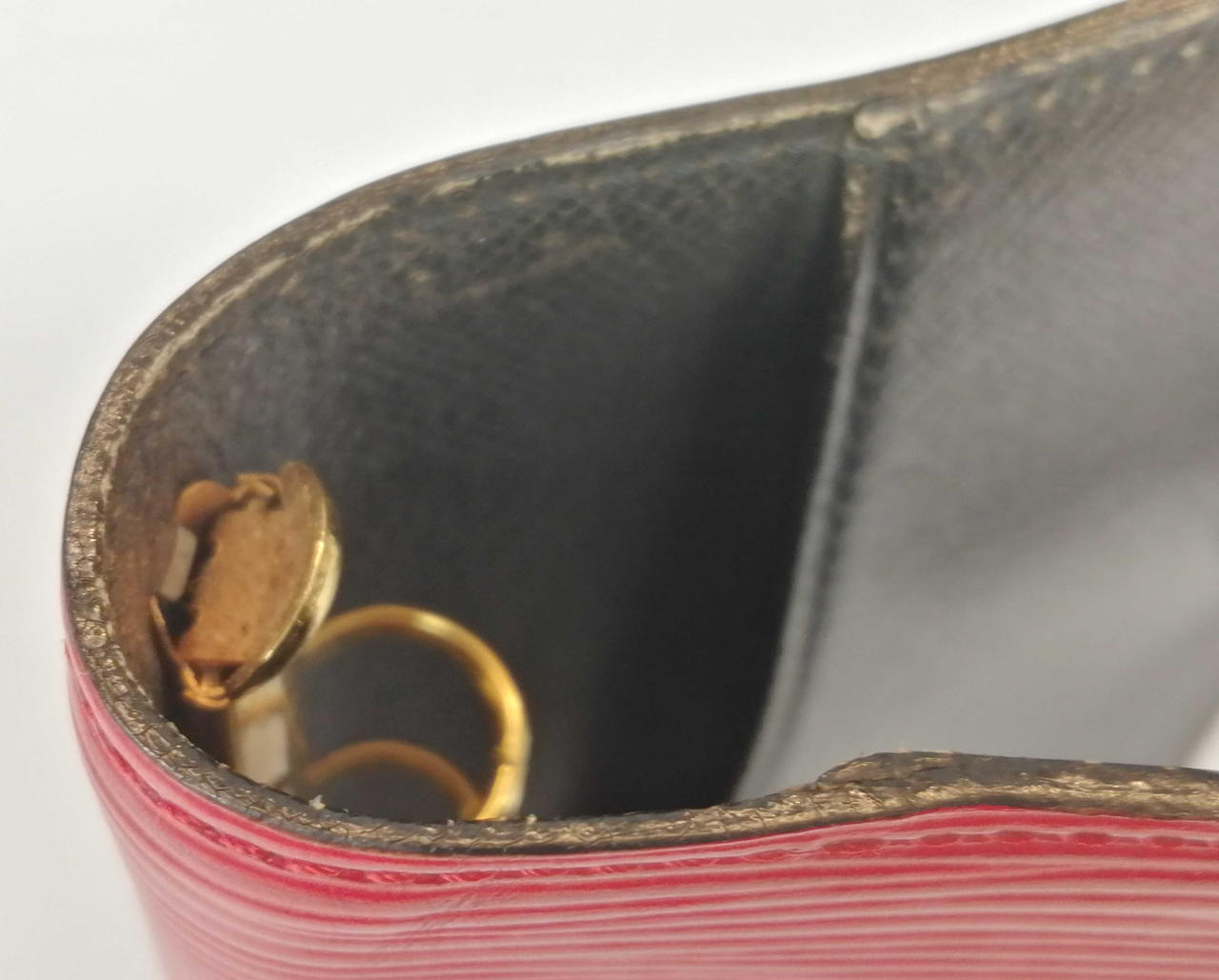 スレ、ホツレあります