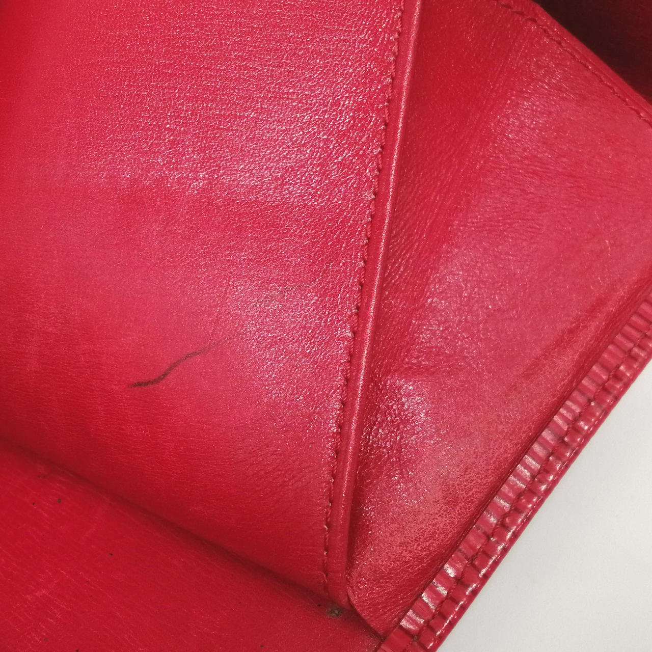 キズ、ペン跡あります