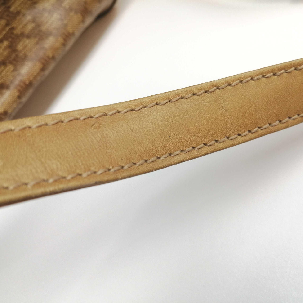 シミ、キズ、スレあります