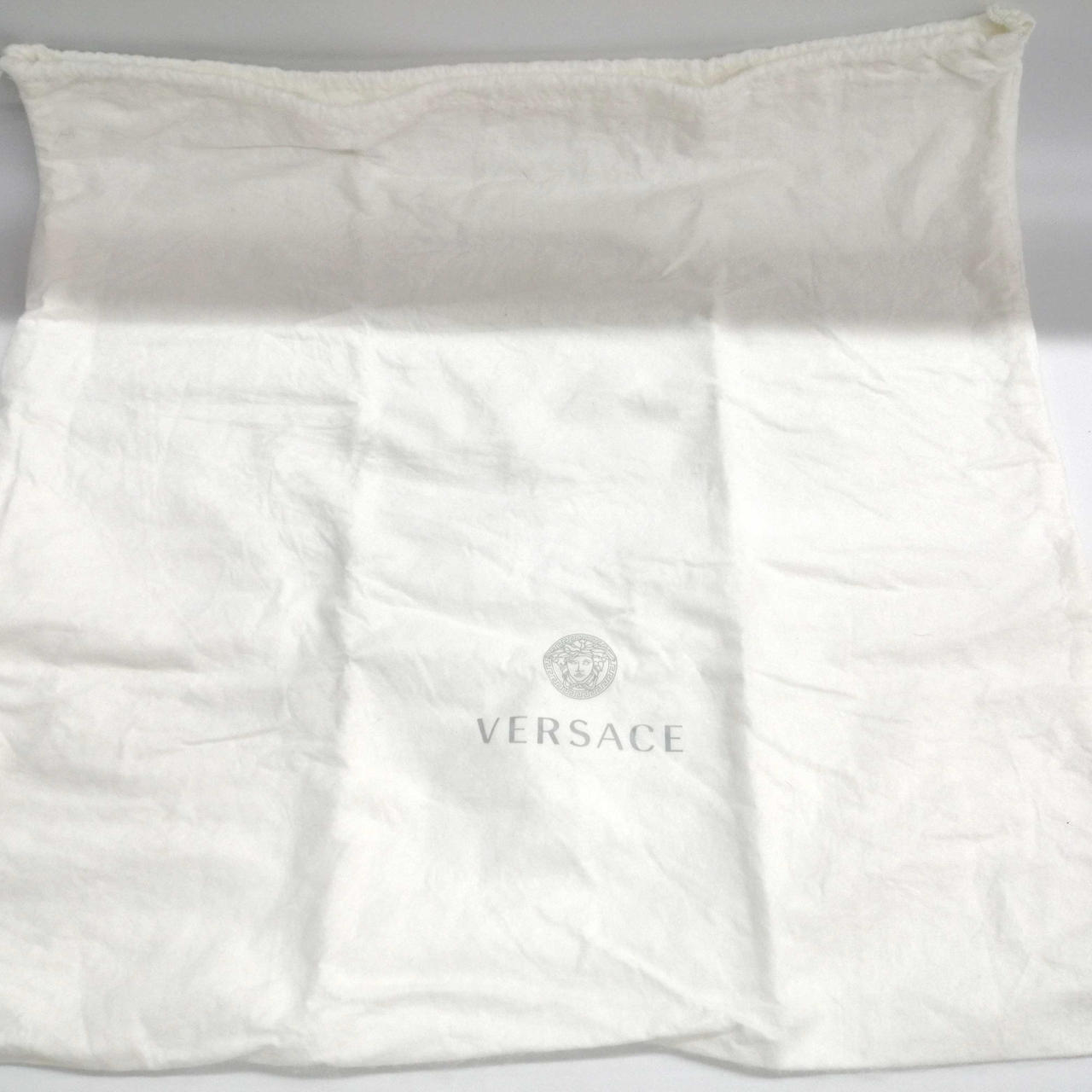 付属品の袋です。