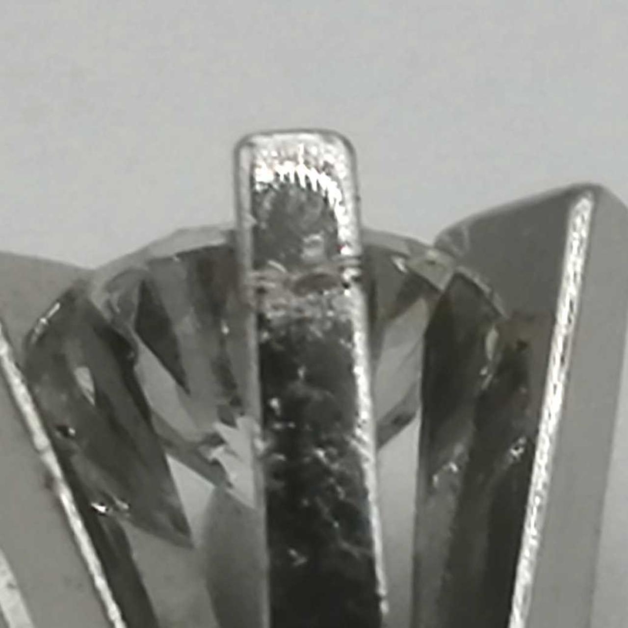 爪、他全体に細かいキズあり