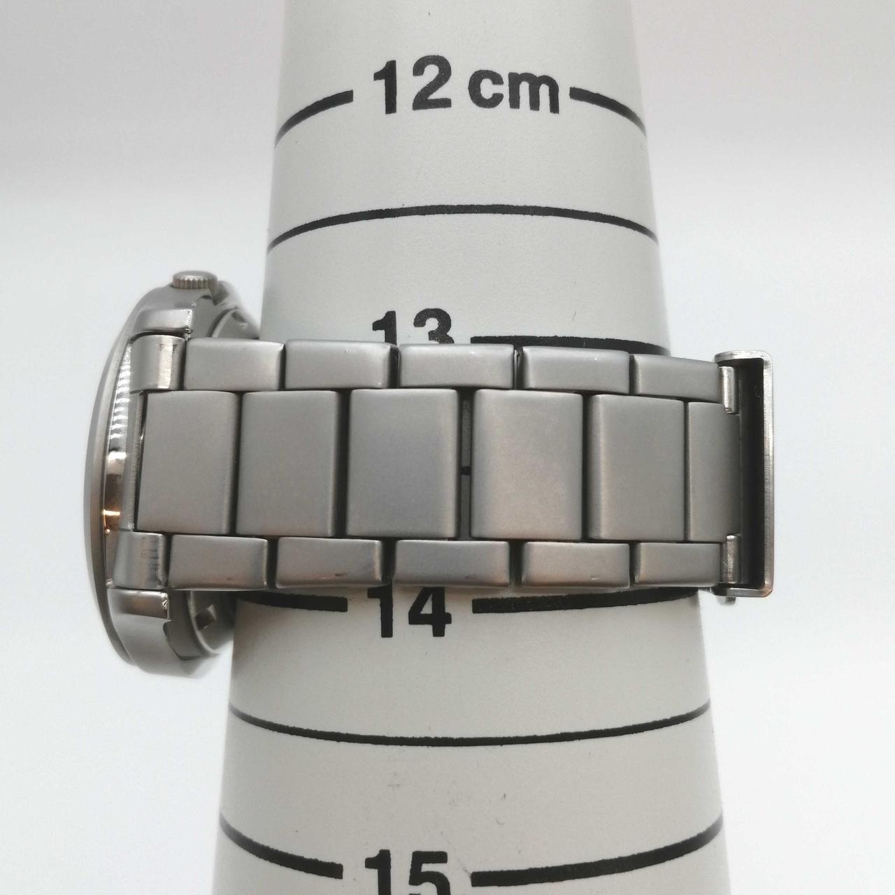 腕周り約13.5cm