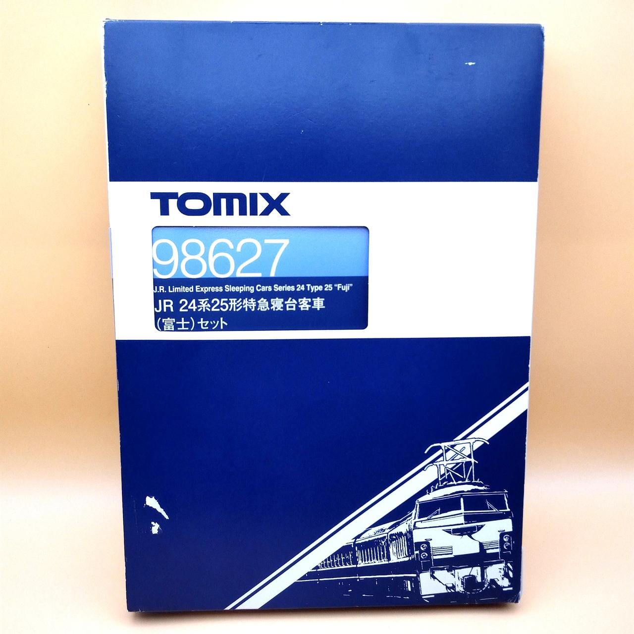 右上端と左下端の表面が剥がれています。