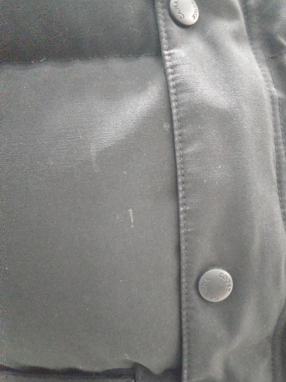 見えづらいですが白くなっている所あります