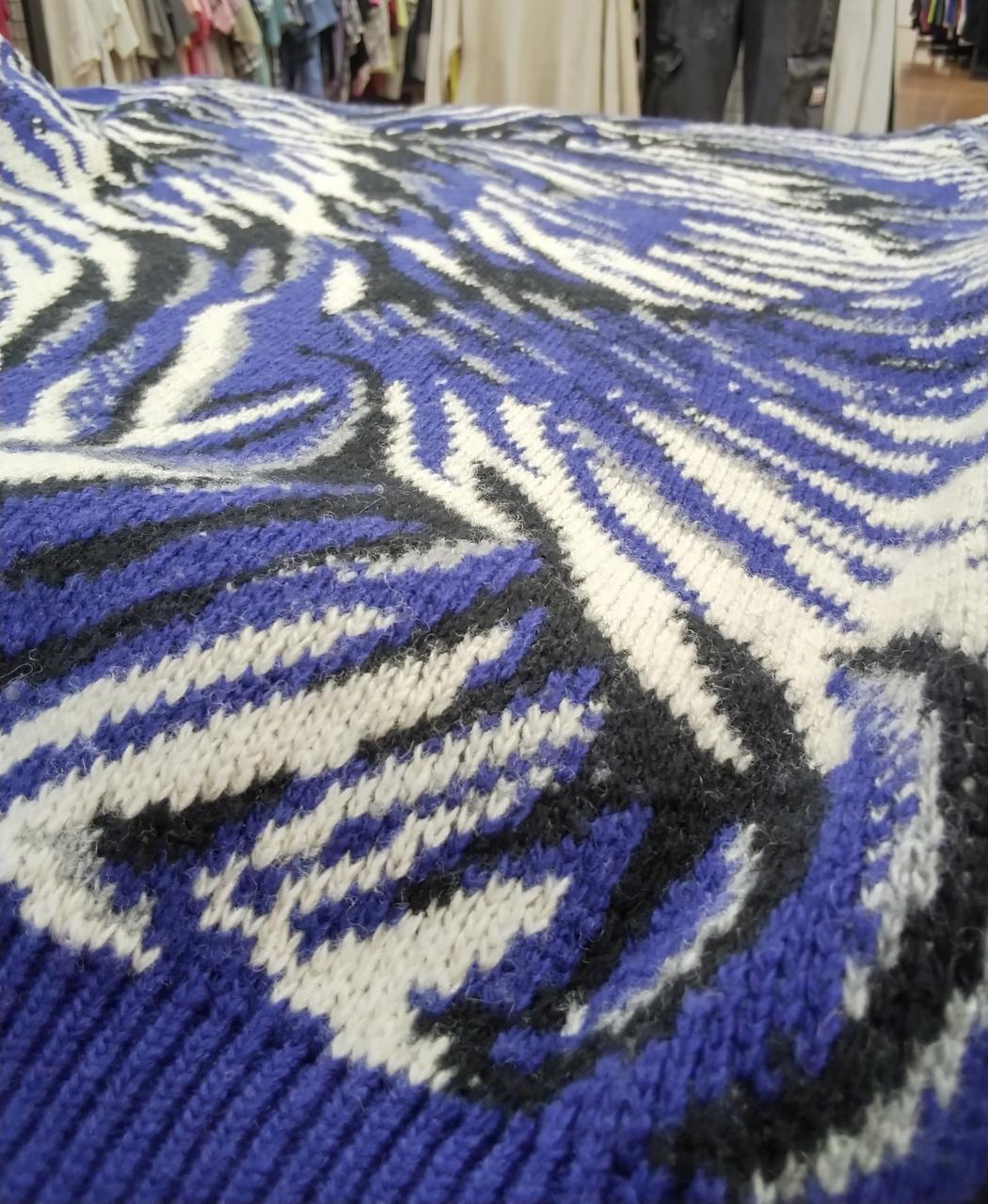 全体的に毛羽立ちあります