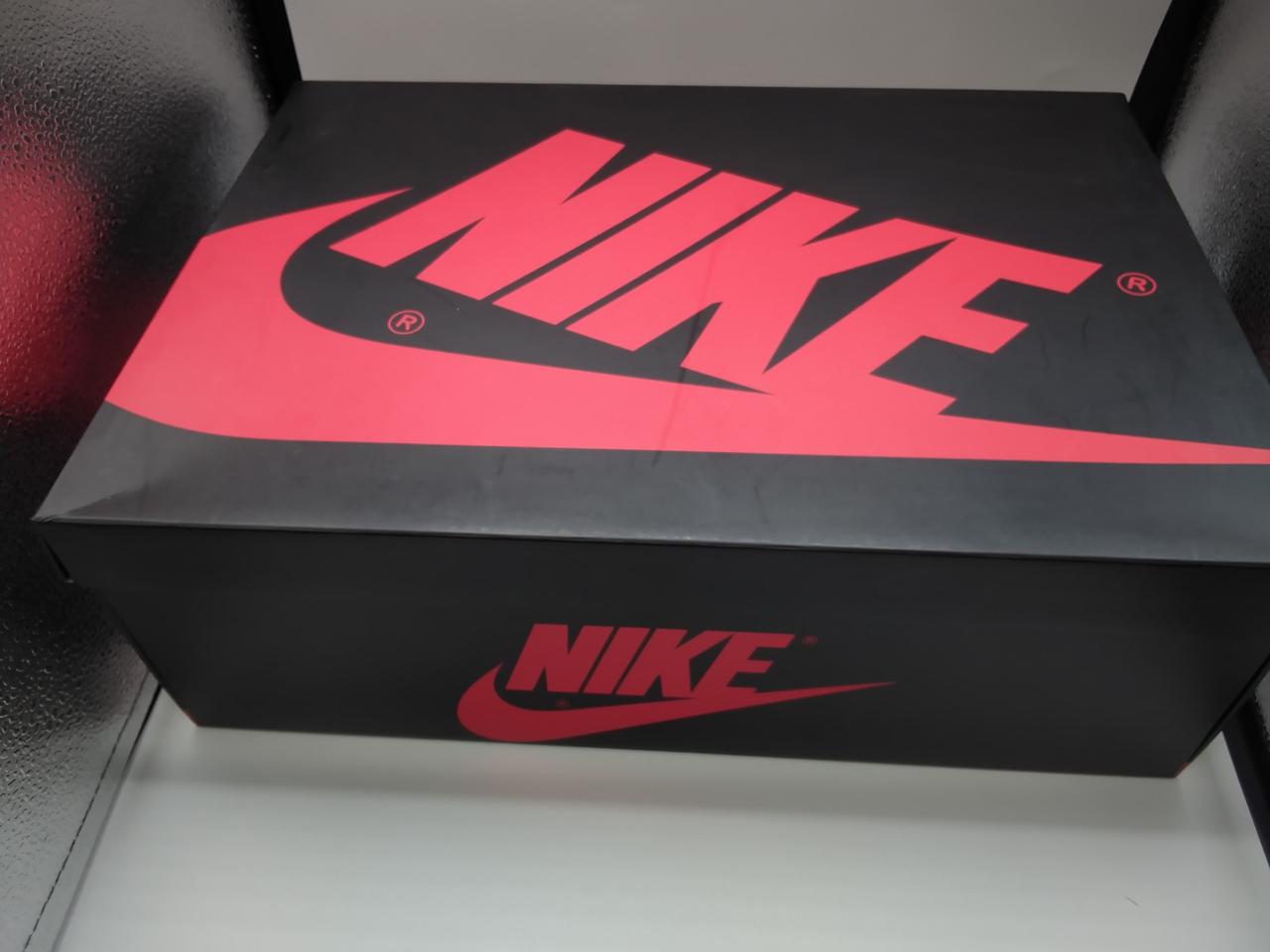 ヘコミキズ有り