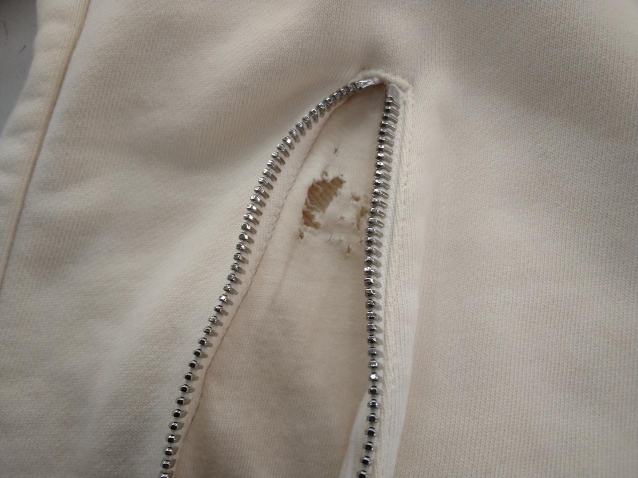 両ポケット穴あり①